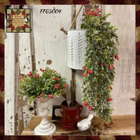 Nottingham Berry Hanging Vine, Scarlet Red